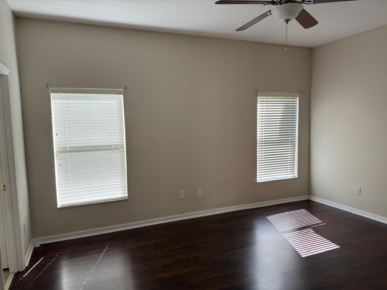 AVALON PARK VILLAGE 06 - Residential Lease