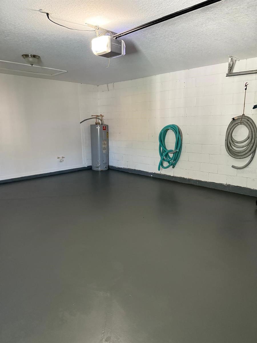 AVALON PARK VILLAGE 06 - Residential Lease