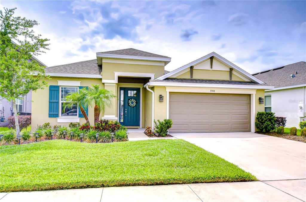 Photo of 33518 Castaway Loop, Wesley Chapel, FL 33543 (MLS # TB8383275)