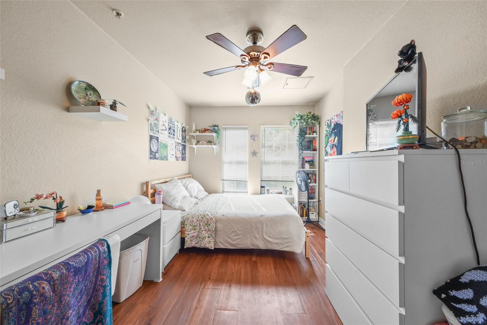 OXFORD TERRACE II CONDO - Residential