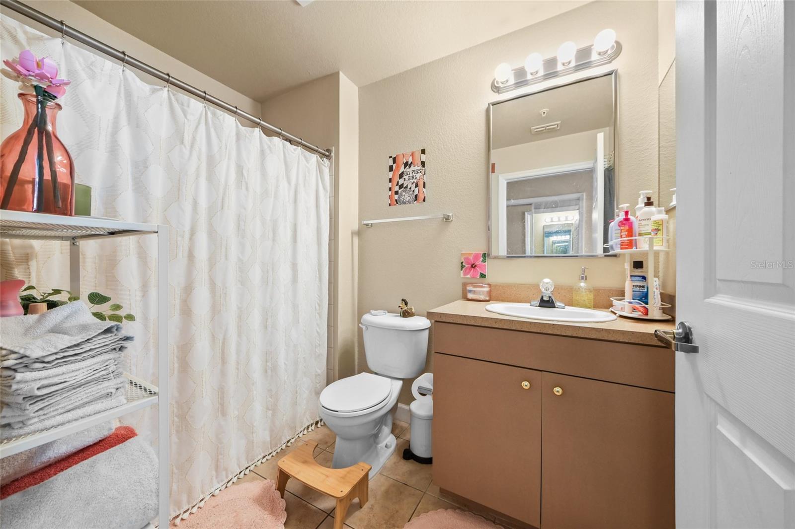 OXFORD TERRACE II CONDO - Residential