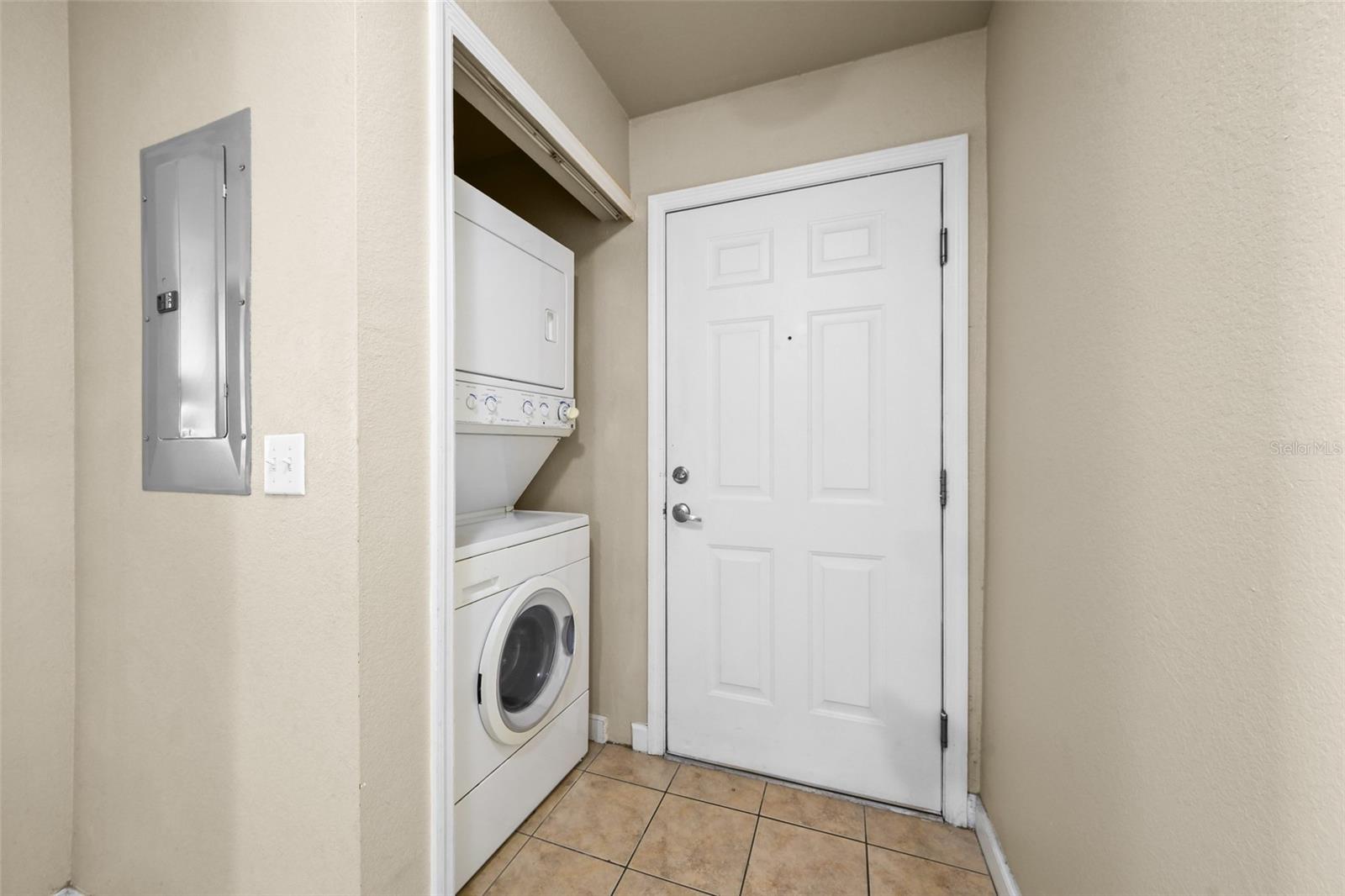 OXFORD TERRACE II CONDO - Residential