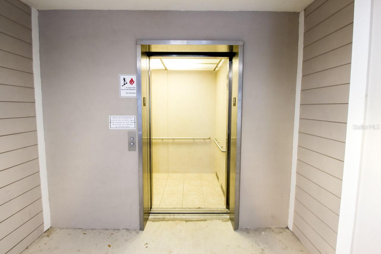 OXFORD TERRACE II CONDO - Residential