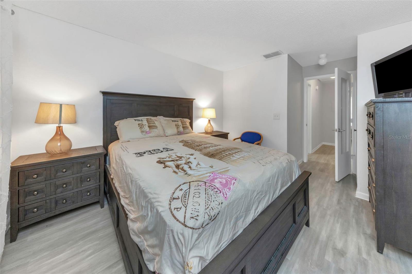 SCOTSDALE VILLA CONDO - Residential