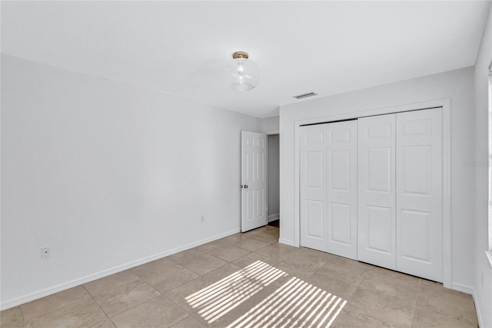 EMERALD GARDENS - Residential