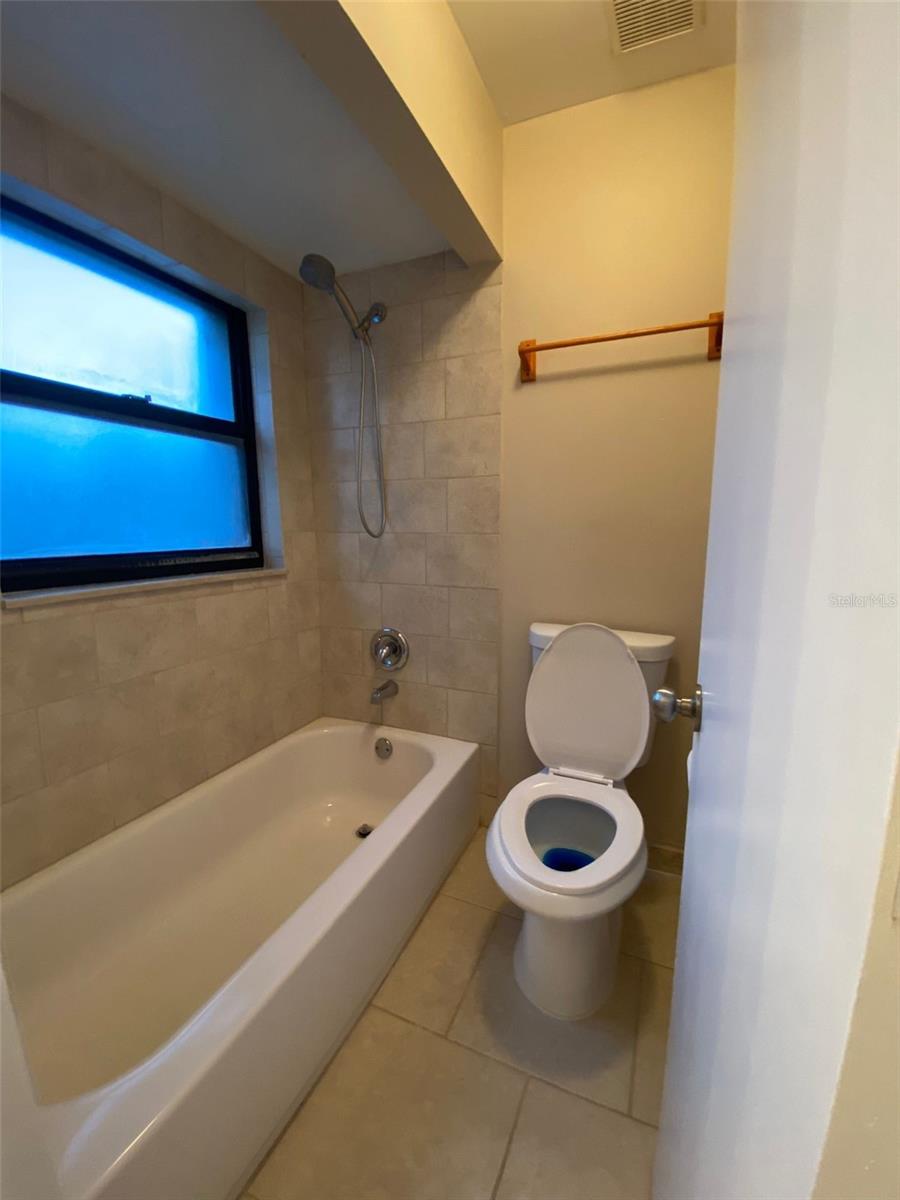 CLUB VILLAS AT WIMBLEDON PARK CONDO - Residential