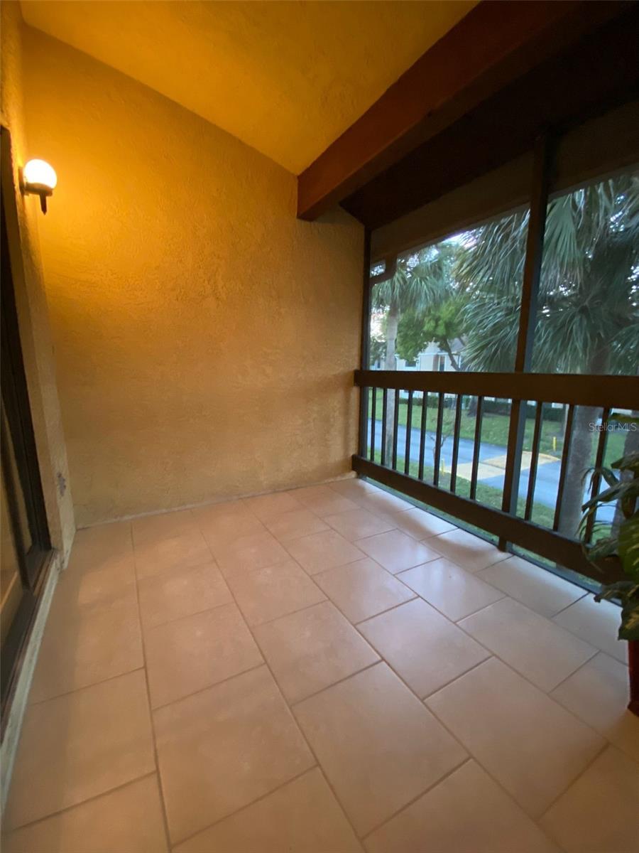 CLUB VILLAS AT WIMBLEDON PARK CONDO - Residential