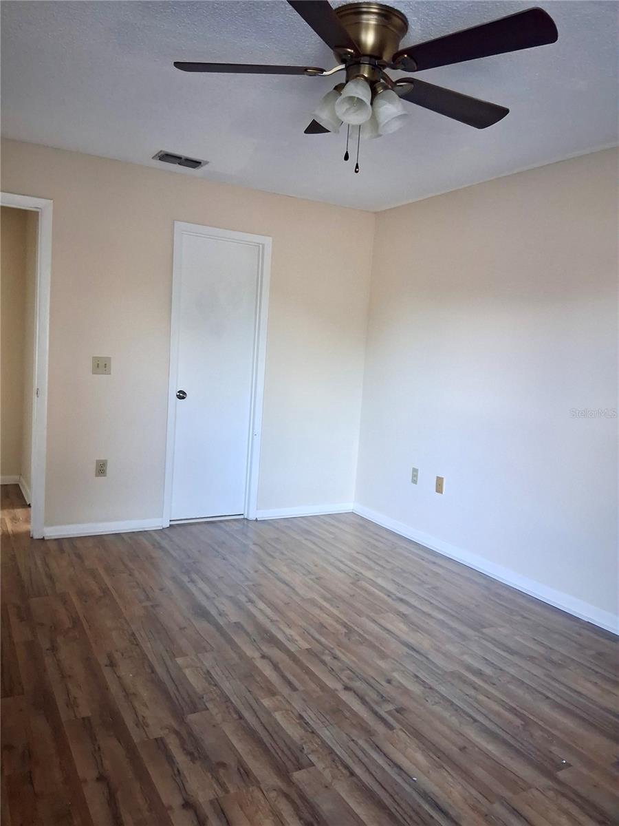 CLUB VILLAS AT WIMBLEDON PARK CONDO - Residential