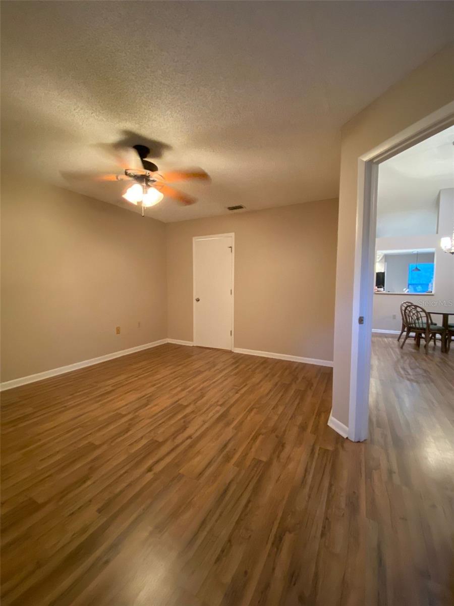 CLUB VILLAS AT WIMBLEDON PARK CONDO - Residential