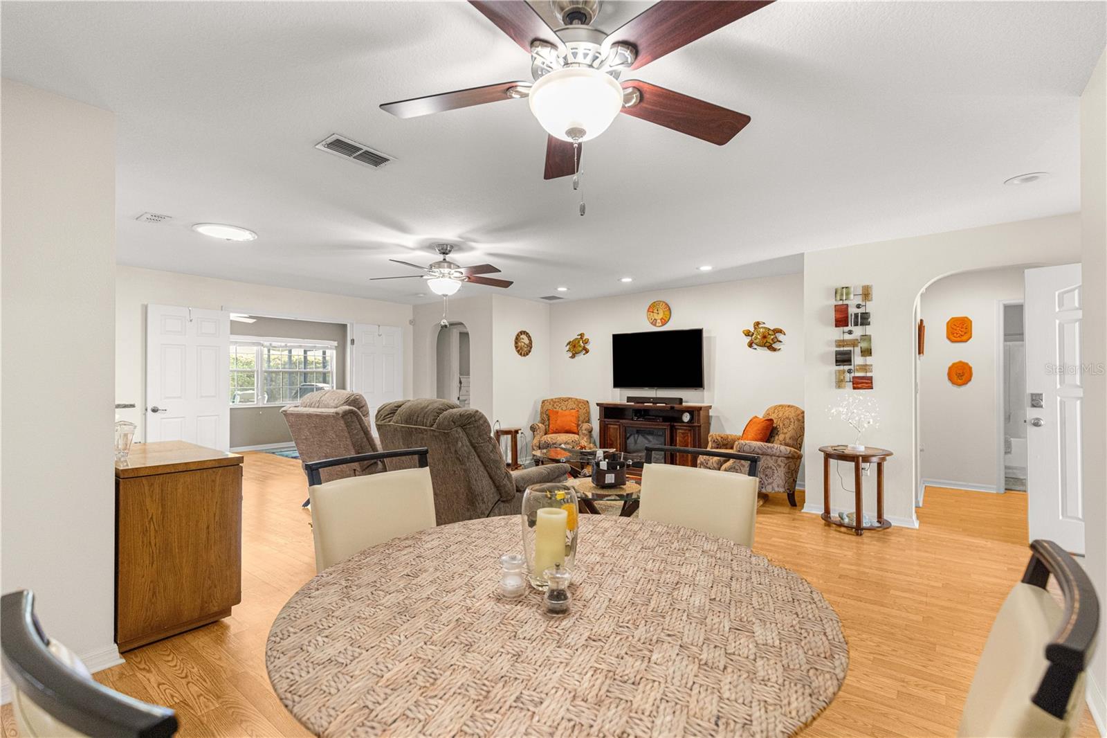 INDIGO EAST PH 01 UN A-A & B-B - Residential