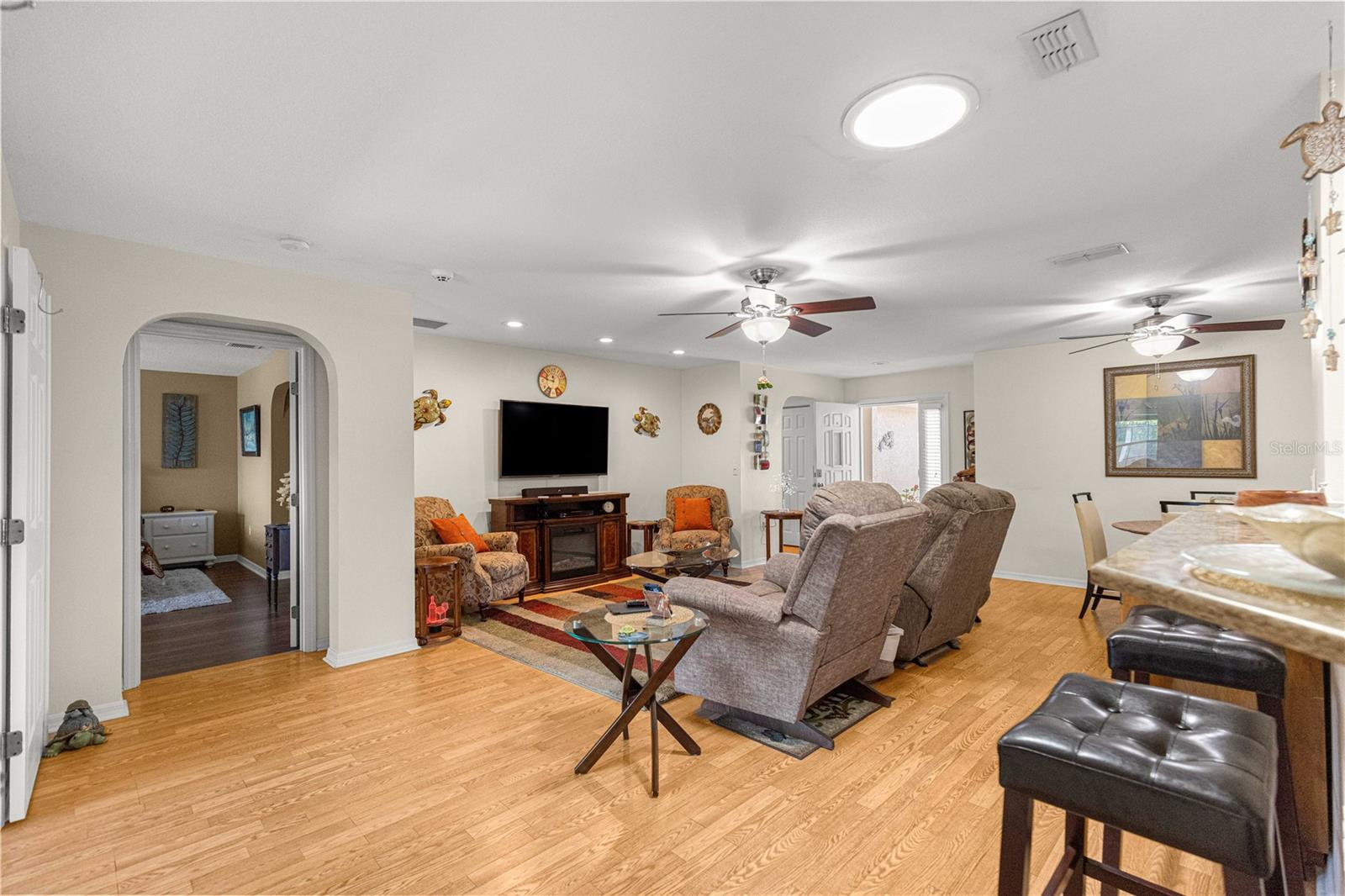 INDIGO EAST PH 01 UN A-A & B-B - Residential