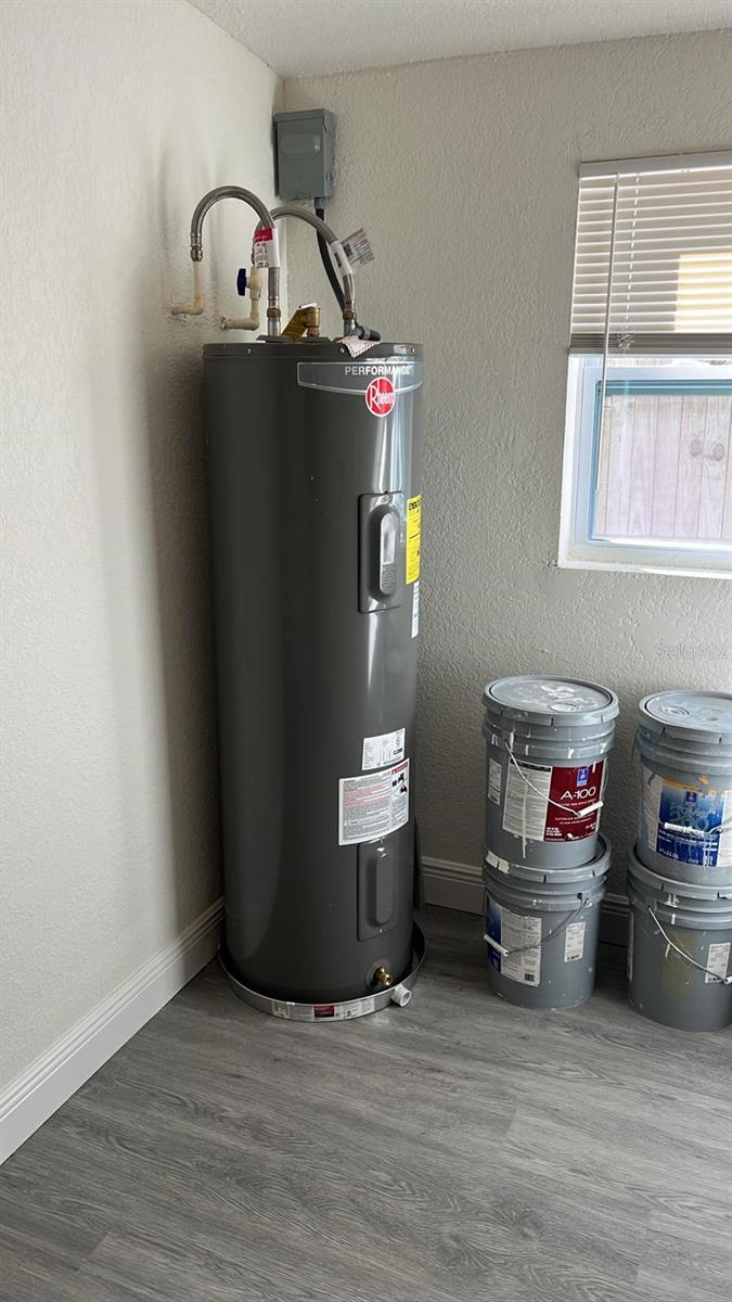 GILLILANDS BLK 211 DELAND - Residential Lease