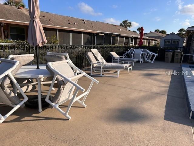 COUNTRY COVE VILLAS - Residential