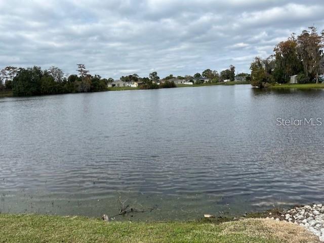 COUNTRY COVE VILLAS - Residential