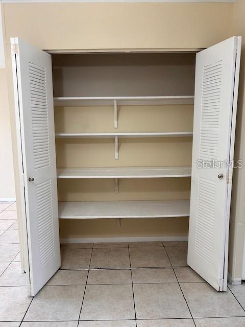 COUNTRY COVE VILLAS - Residential