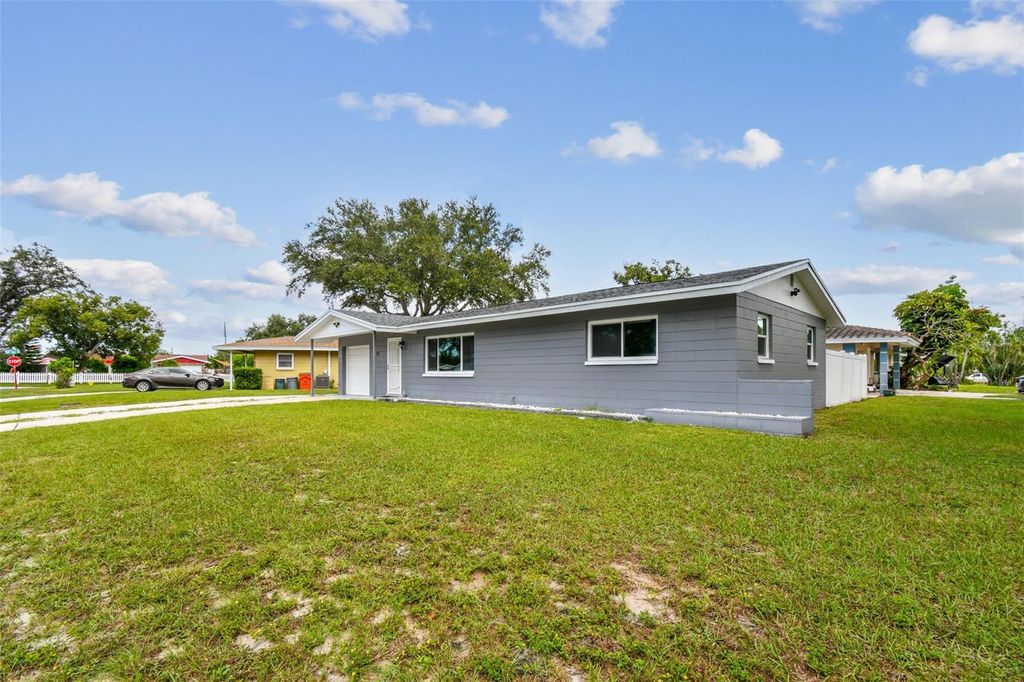 Photo of 6835 114th Street, Seminole, FL 33772 (MLS # TB8435874)