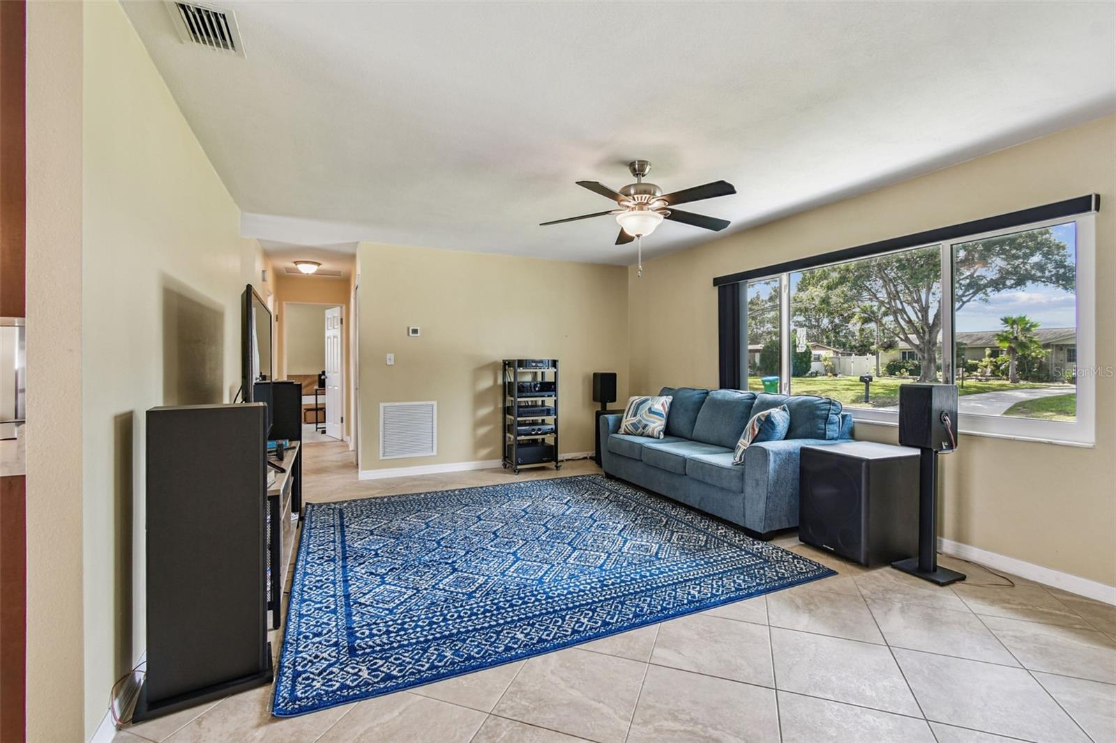 RIDGEWOOD LAKES - Residential