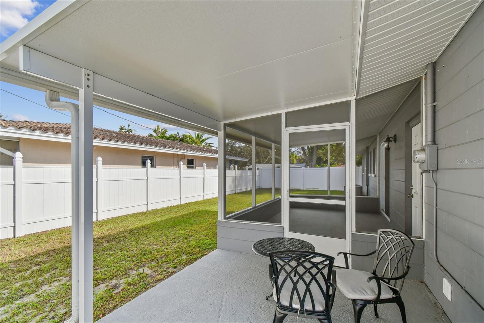 RIDGEWOOD LAKES - Residential