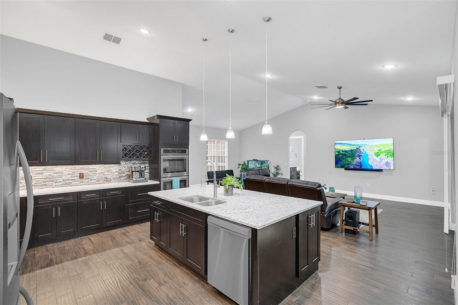 CAPE ORLANDO ESTATES - Residential