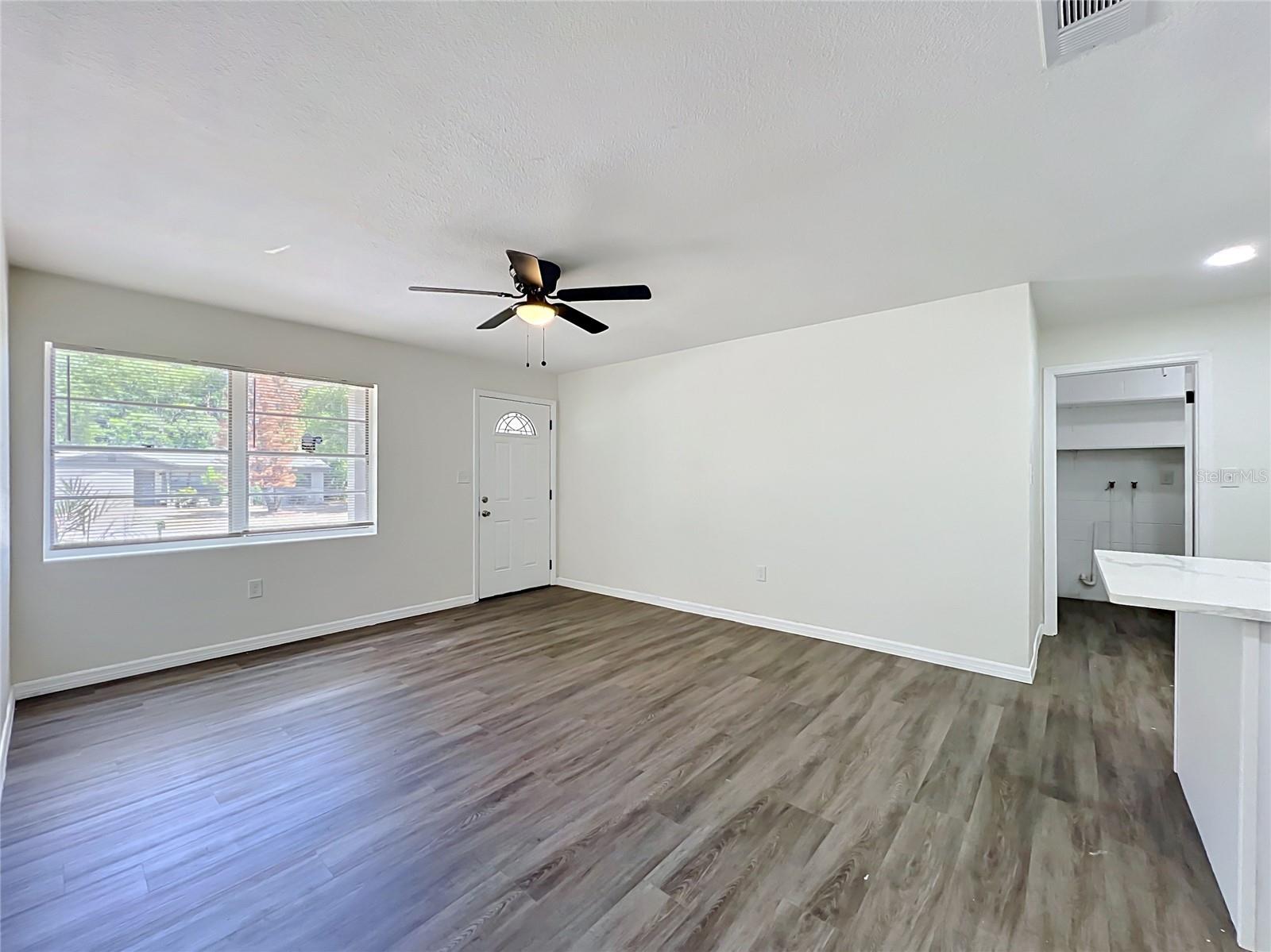 EVANS VILLAGE - Residential