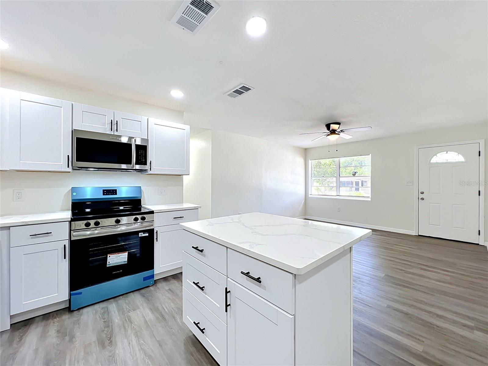 EVANS VILLAGE - Residential