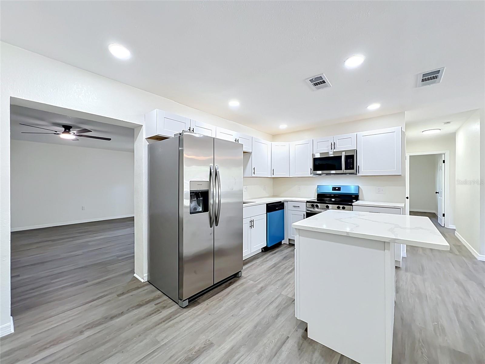 EVANS VILLAGE - Residential