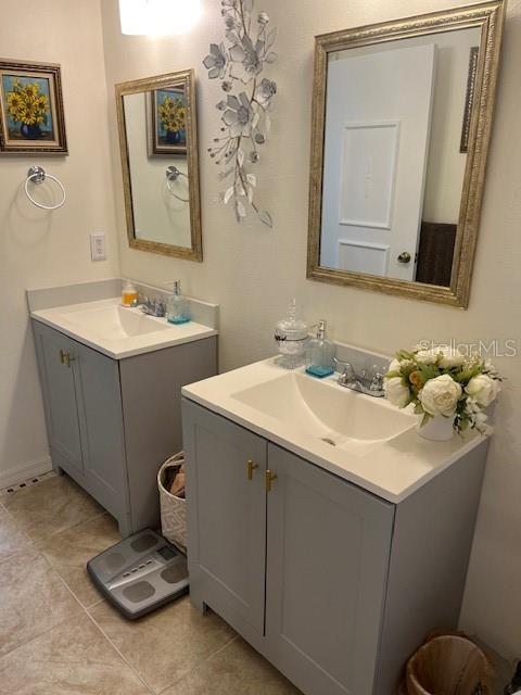 OSPREY COVE AT THE OAKS - Residential