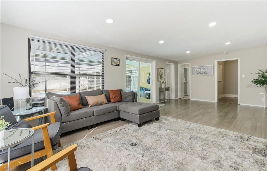 Photo of 305 N Conrad Avenue, Sarasota, FL 34237 (MLS # A4681936)