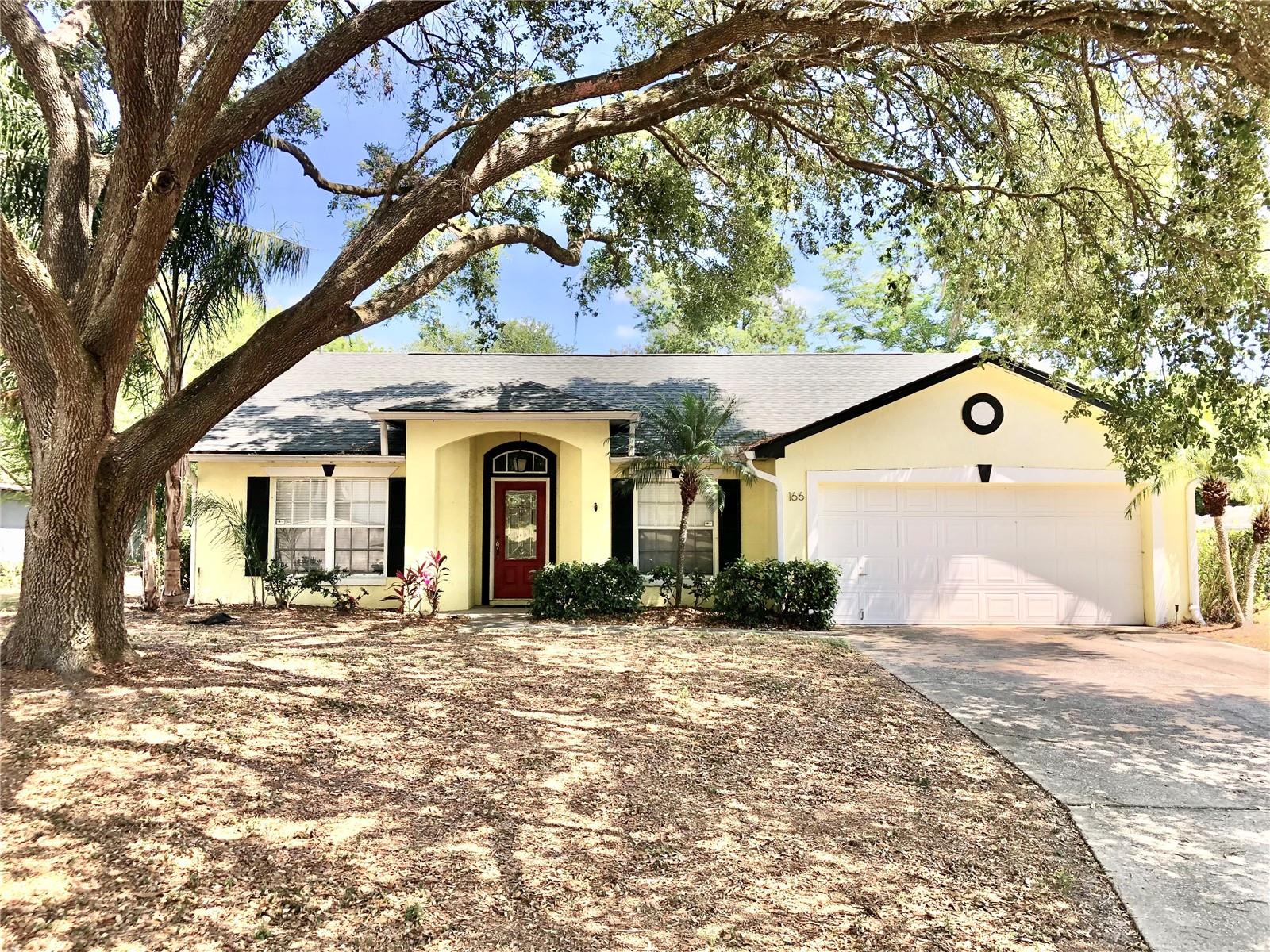 ~Adorable 3/2 North Lakeland Home Offered for Lease~
This spacious property feels like home and features 1645 sq. feet of living area, a split floor plan, bonus room which could be utilized as a home office/den/media room, generous size living room with built-in speaker system, separate dining area, inside laundry/utility, sizeable primary bedroom with ensuite bath and walk-in closet, and a two-car garage. Located on a dead-end/cul-de-sac street, this property offers privacy, and is situated on .34 of an acre, overlooking a pasture. Convenient to shopping, dining, schools, medical facilities, entertainment and I-4. Rental rate includes lawn care. Washer/dryer are being provided for convenience only.
