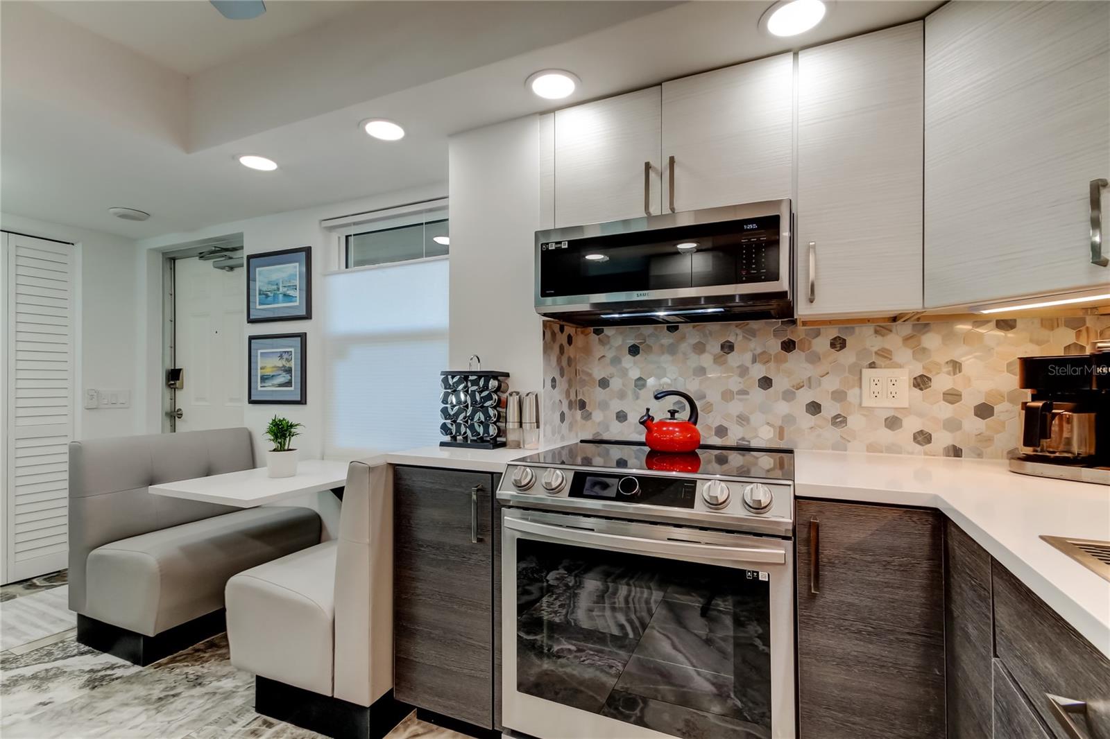 BAYWAY ISLES POINT BRITTANY FOUR - Residential Lease