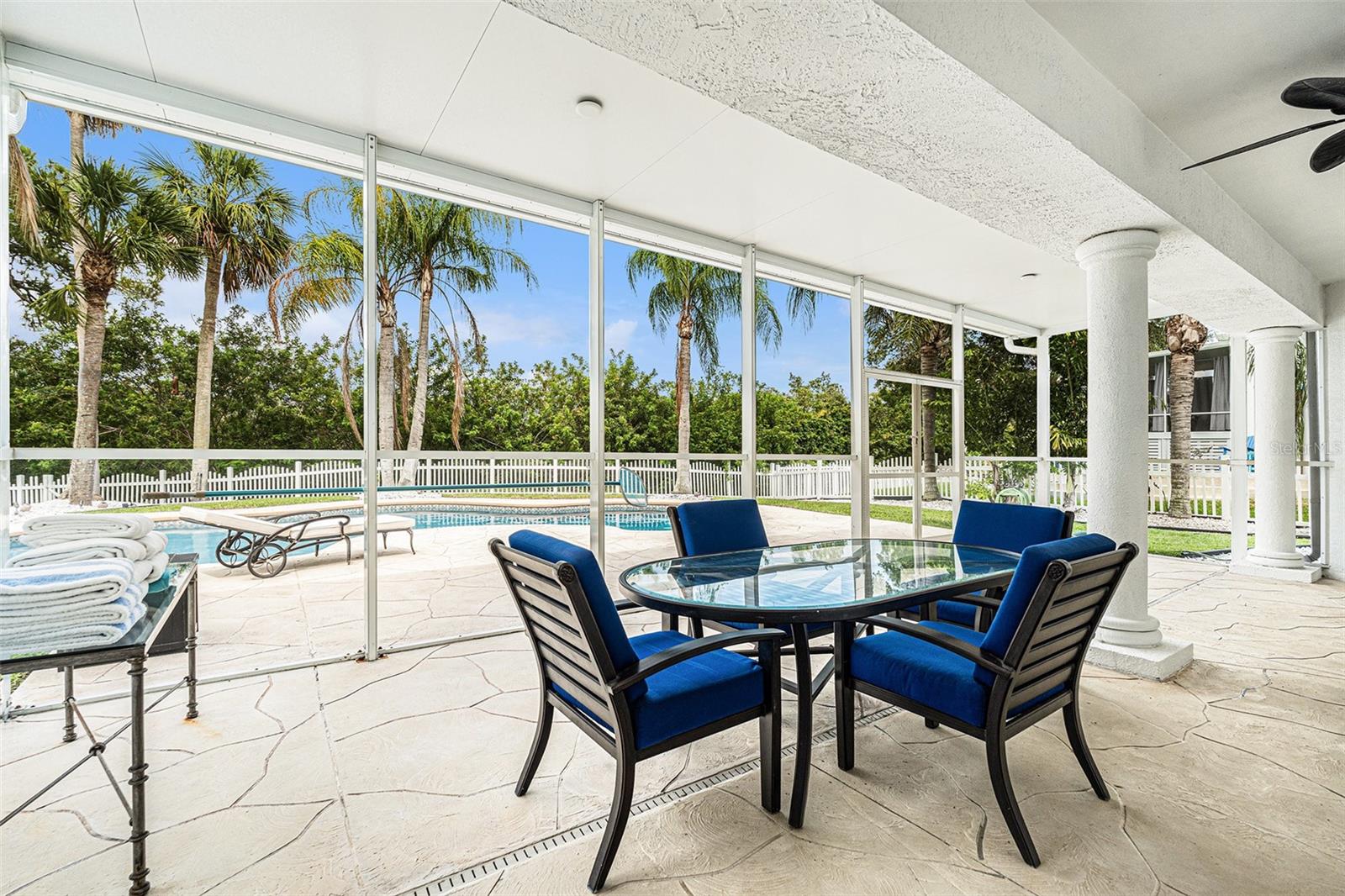 GULF HARBORS WOODLANDS - Residential