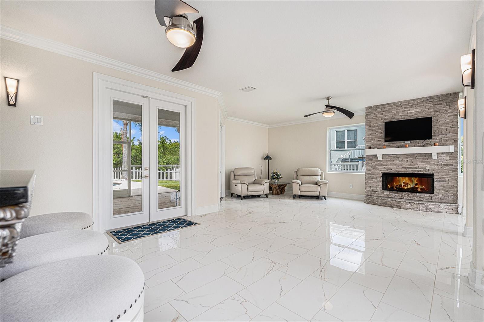 GULF HARBORS WOODLANDS - Residential