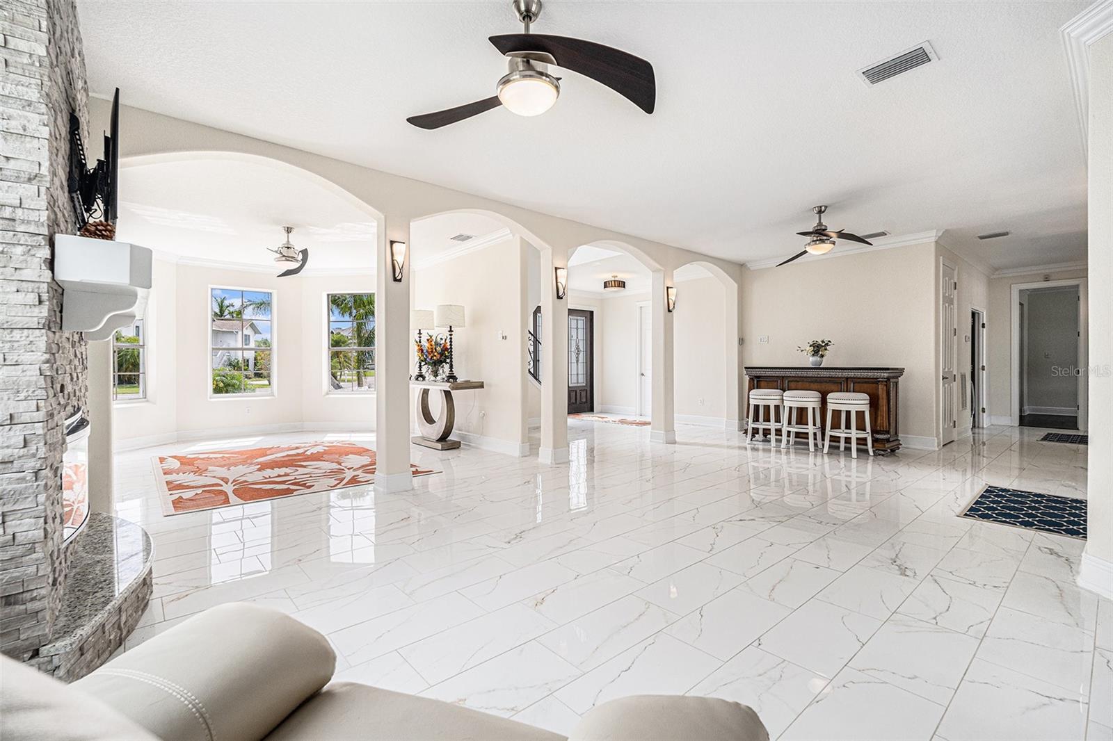 GULF HARBORS WOODLANDS - Residential