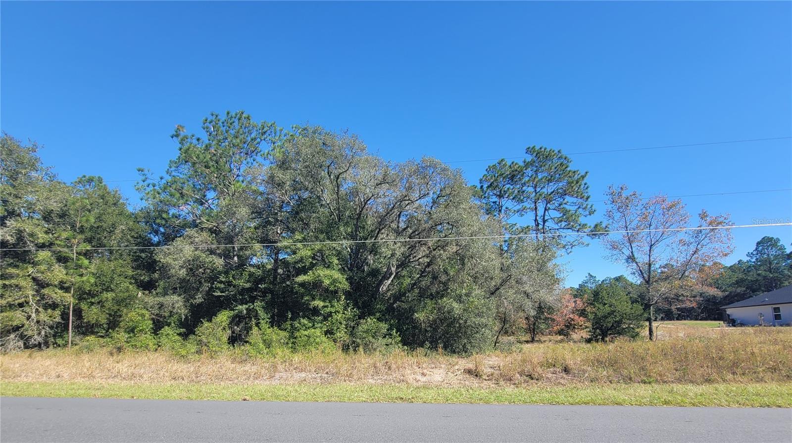 RAINBOW LAKES ESTATE - Land