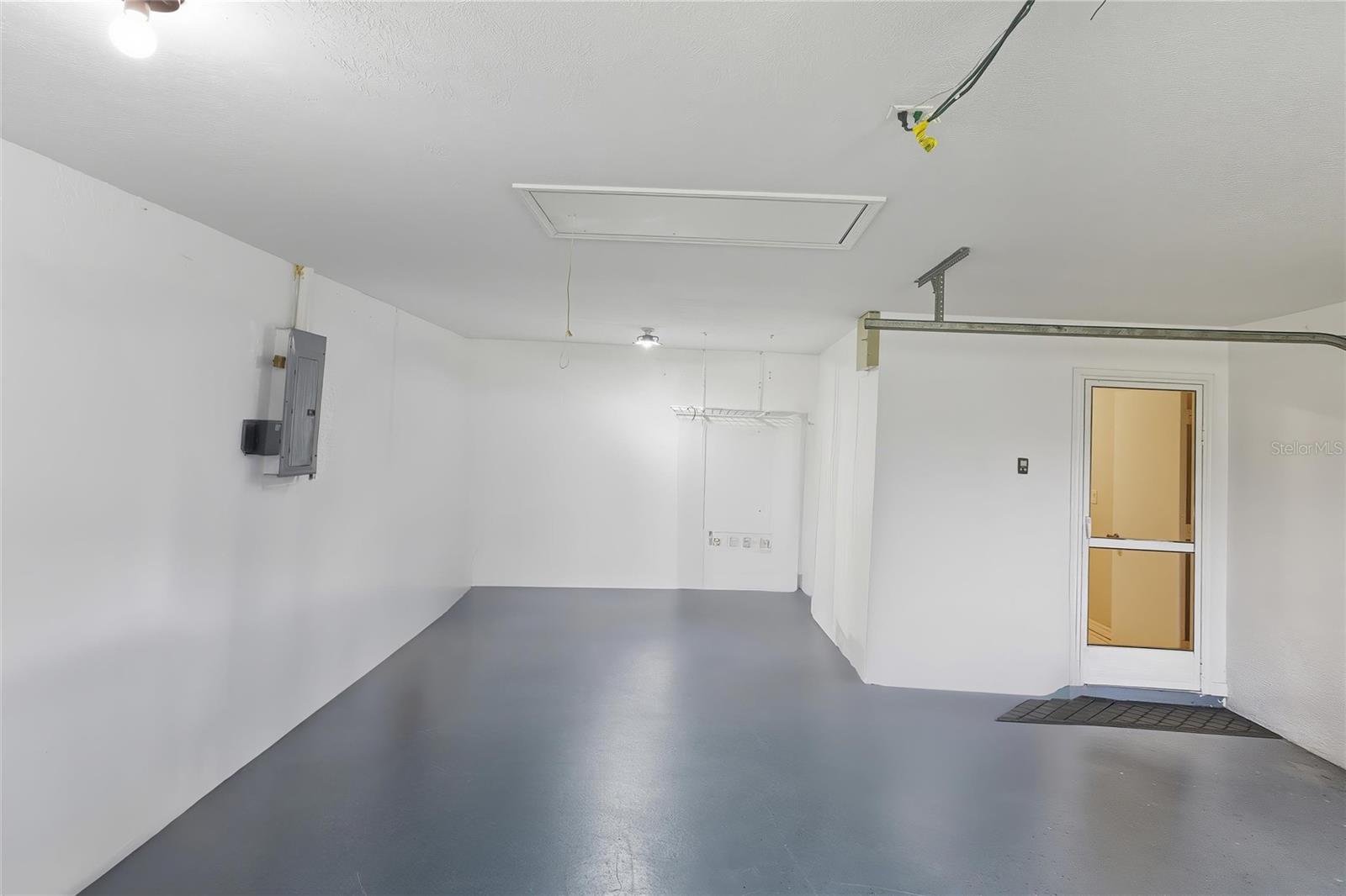 LEISURE LAKES SEC 01 - Residential