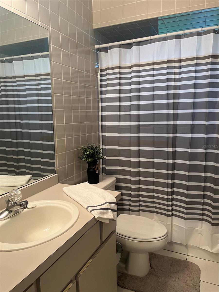 LEISURE LAKES SEC 01 - Residential