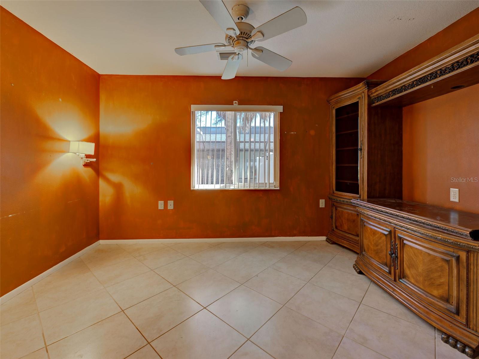 SOUTH VENICE - Residential