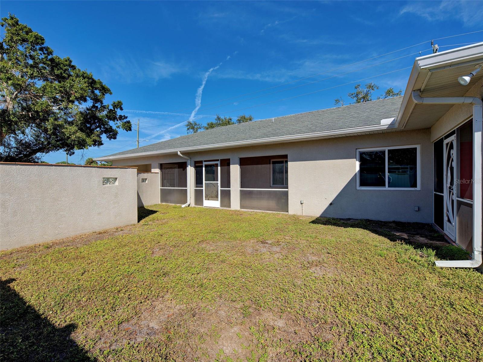 SOUTH VENICE - Residential