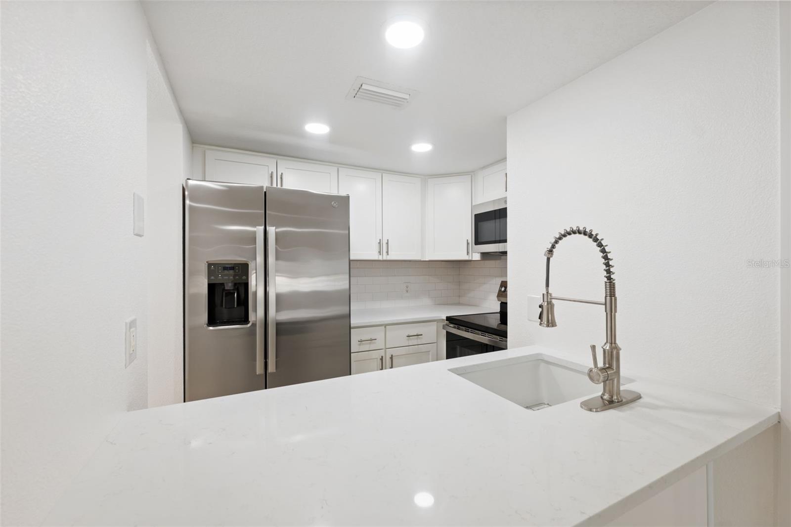 GULF HARBORS CONDO - Residential