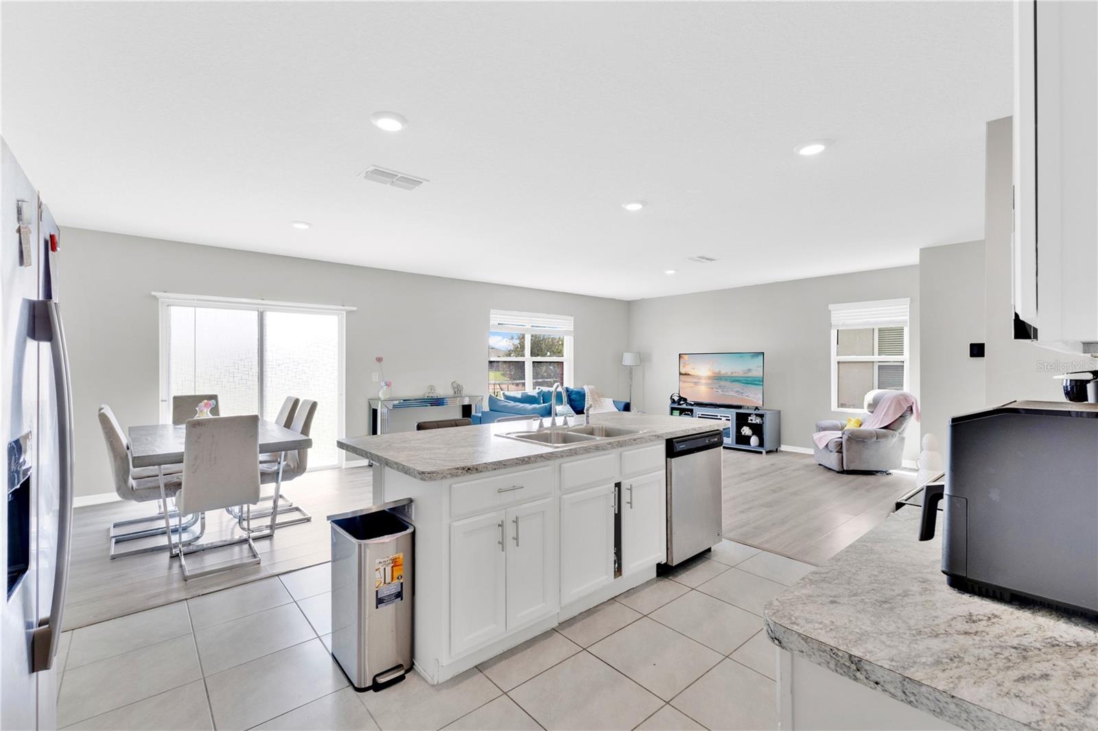 LAKE CHARLES RESIDENCE PH 1A - Residential