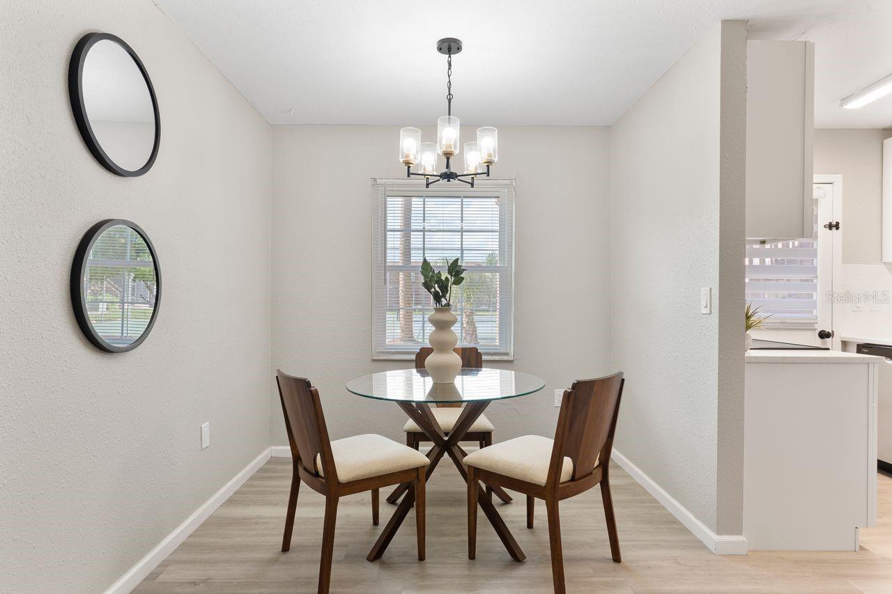 LAKE BENTLEY SHORES CONDO PH 01 - Residential