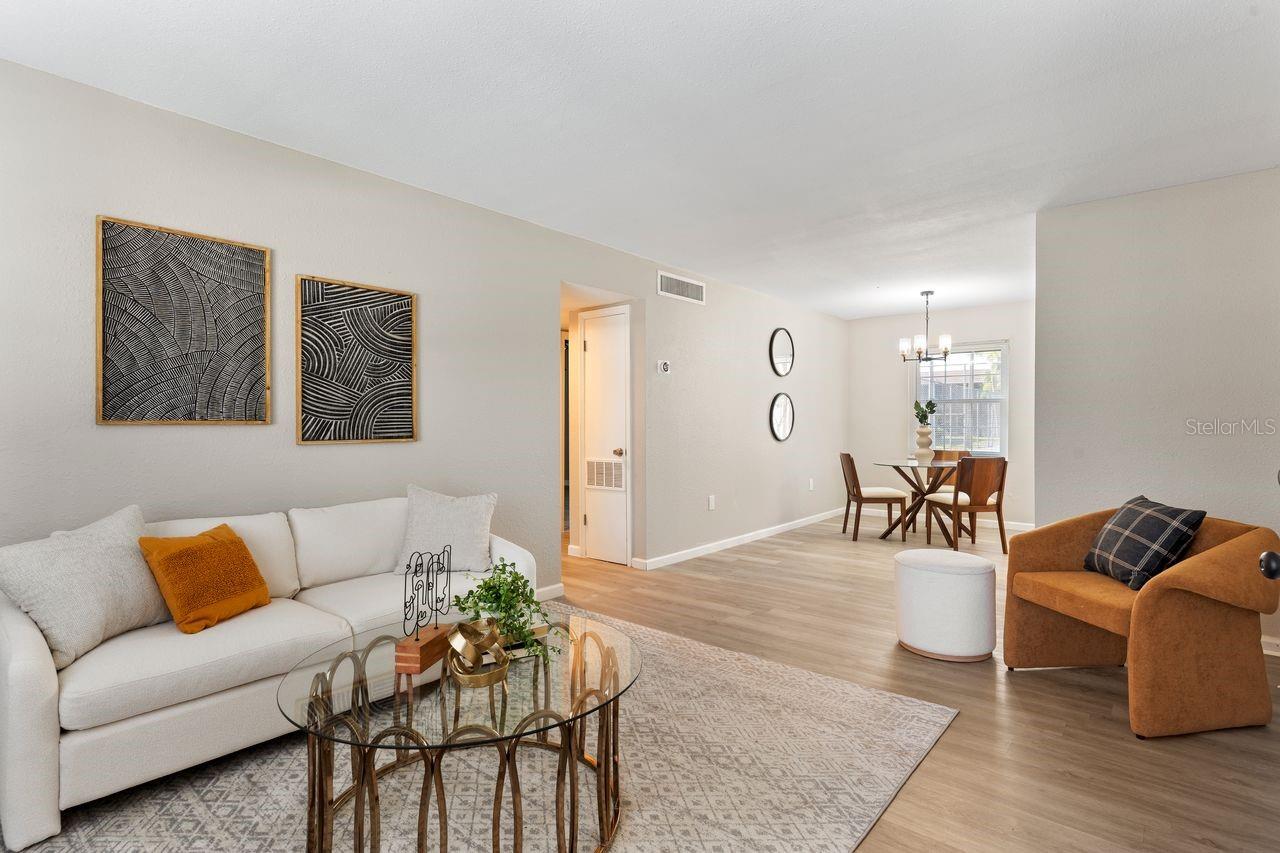 LAKE BENTLEY SHORES CONDO PH 01 - Residential