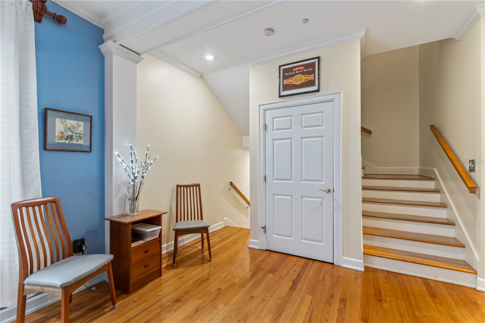 OAKMONT TWNHMS - Residential