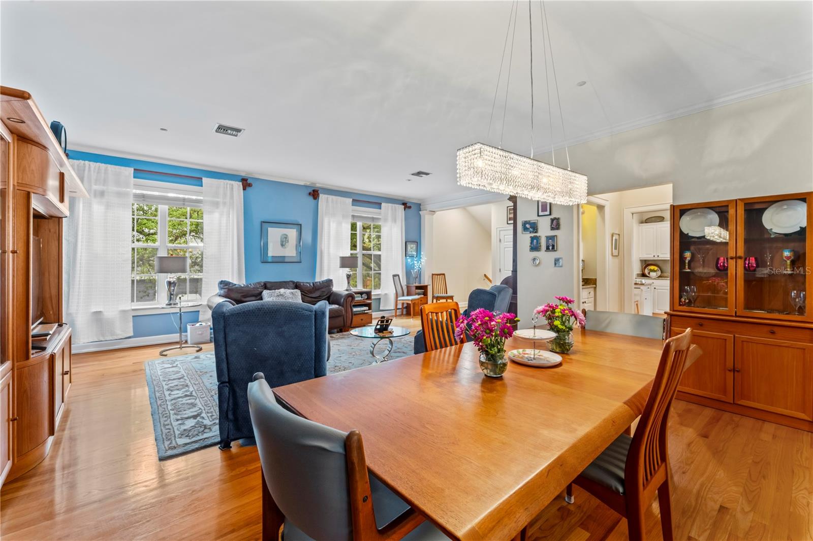 OAKMONT TWNHMS - Residential