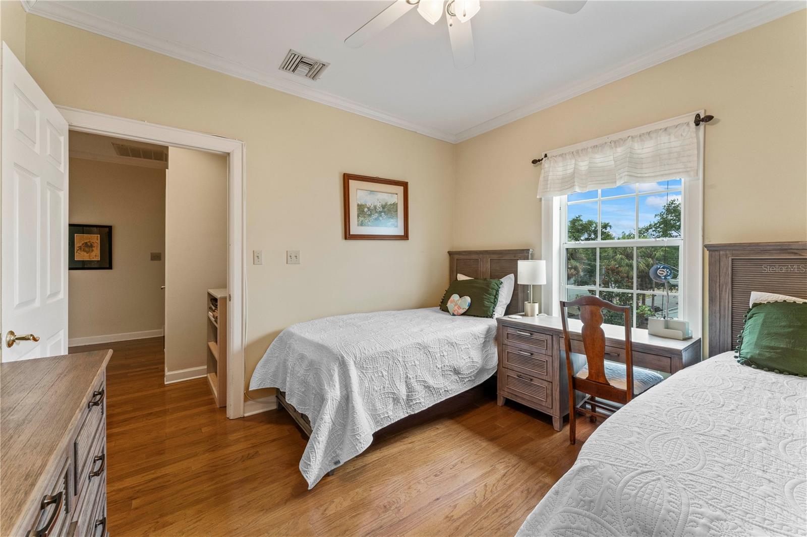 OAKMONT TWNHMS - Residential