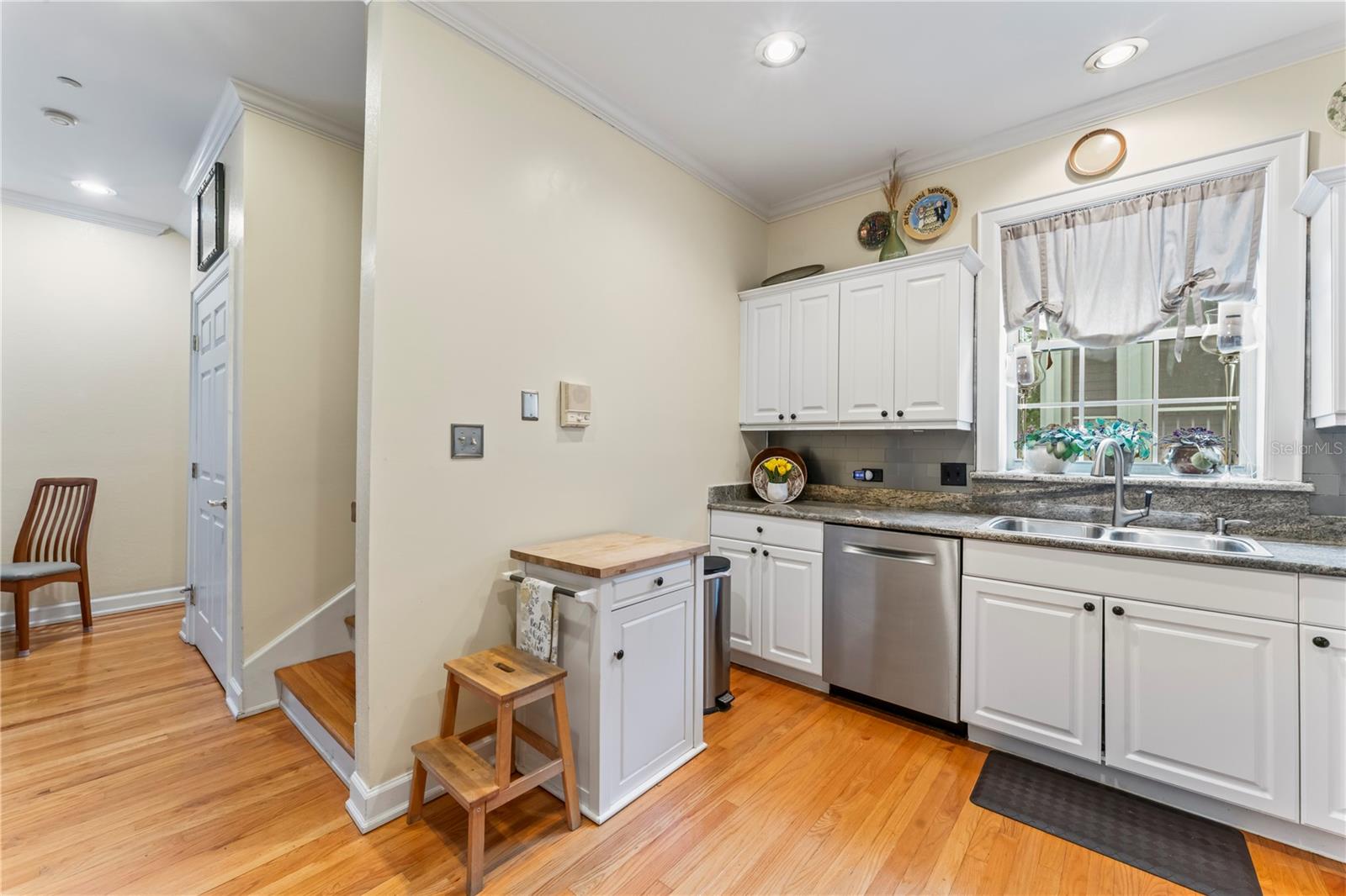 OAKMONT TWNHMS - Residential