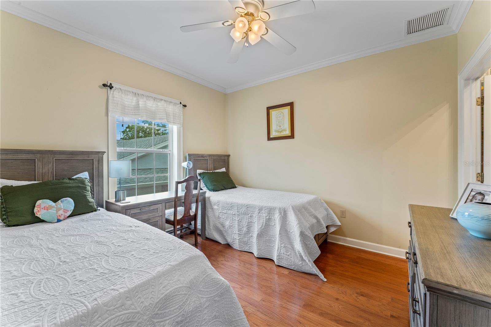 OAKMONT TWNHMS - Residential