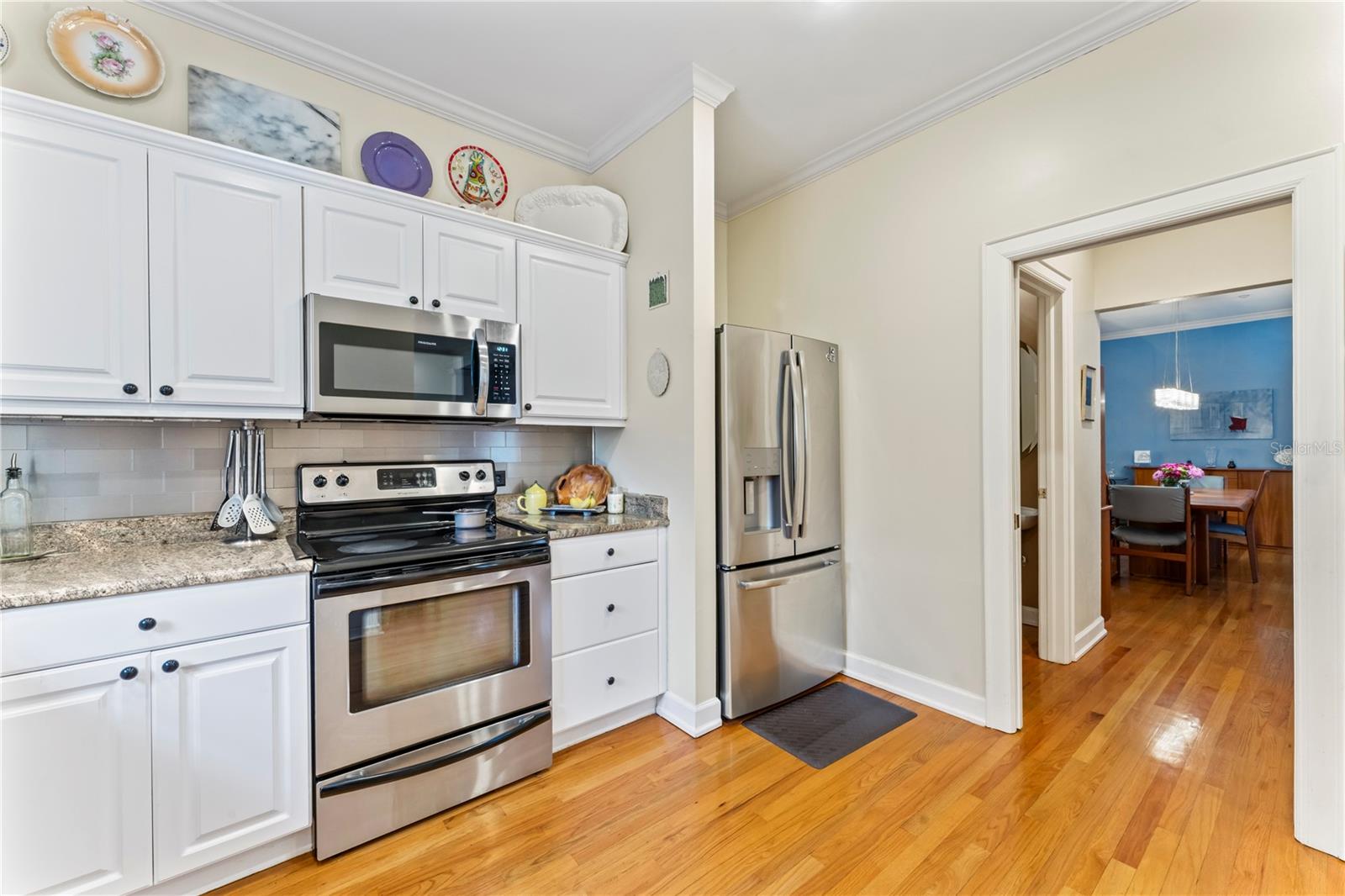 OAKMONT TWNHMS - Residential