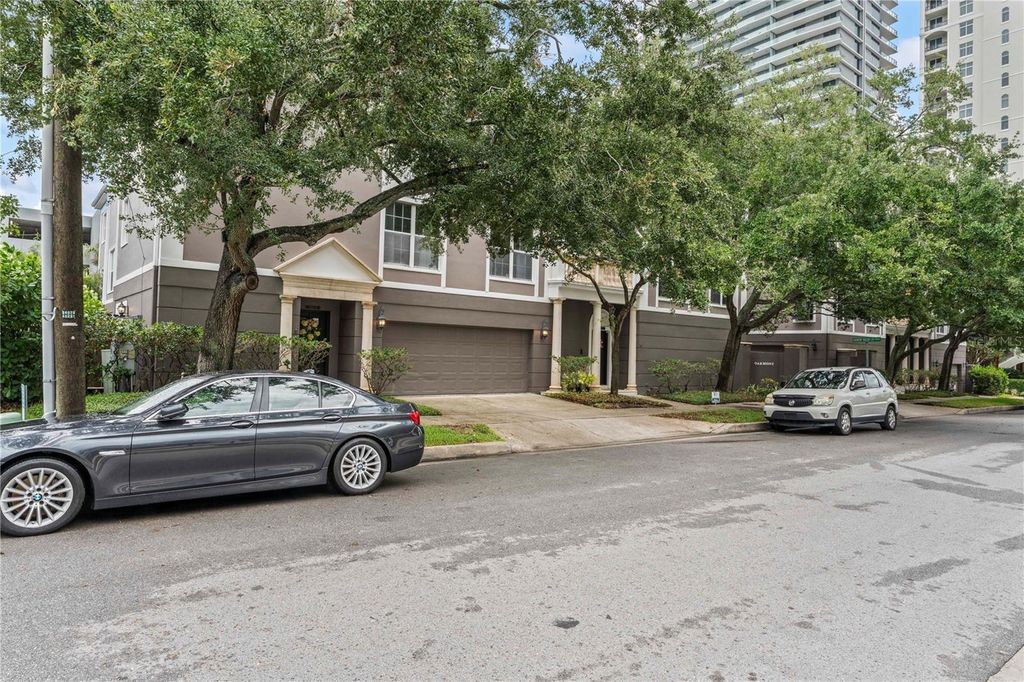 Photo of 3011 W Mason Street #B, Tampa, FL 33629 (MLS # TB8451981)