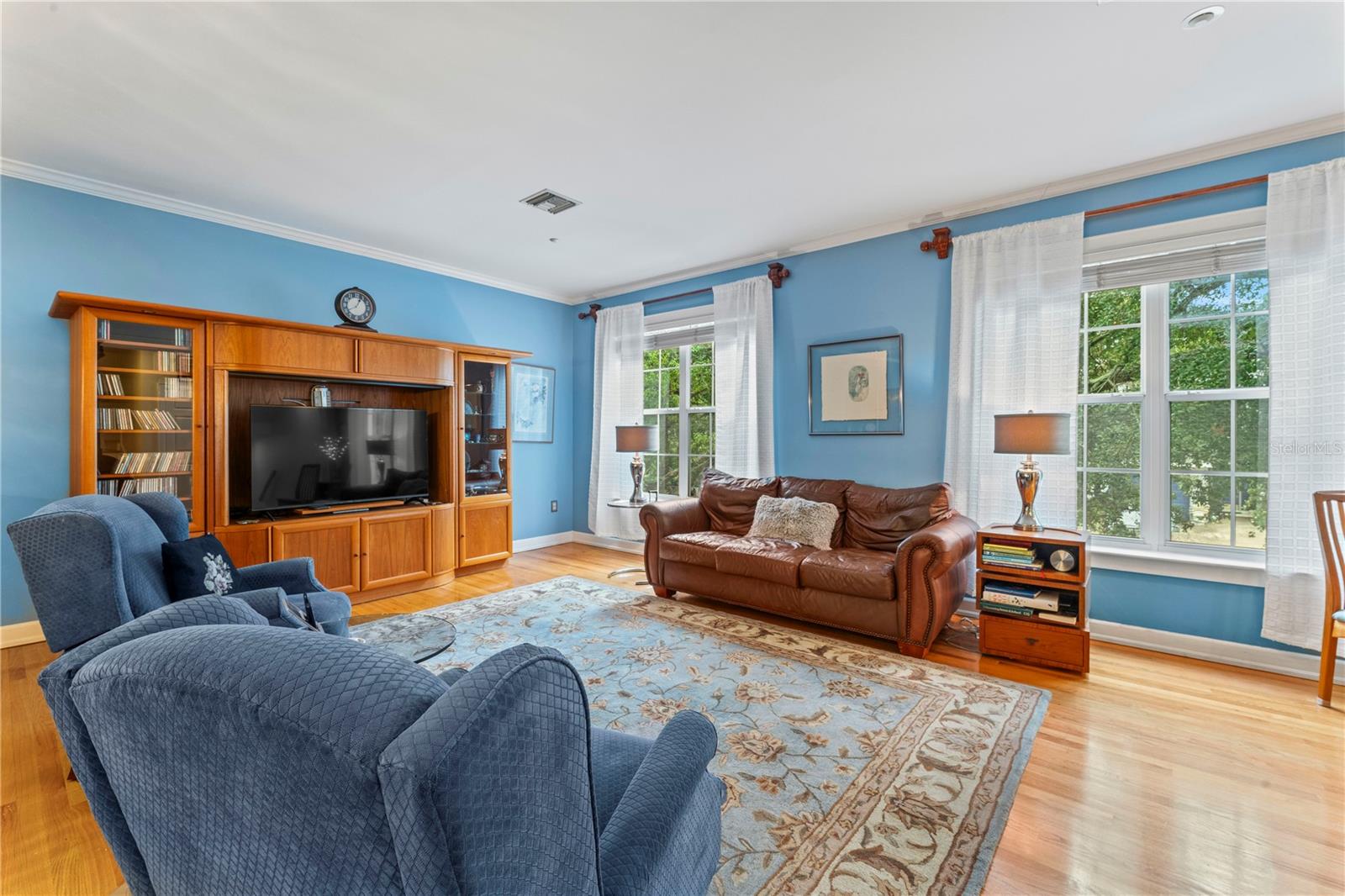 OAKMONT TWNHMS - Residential